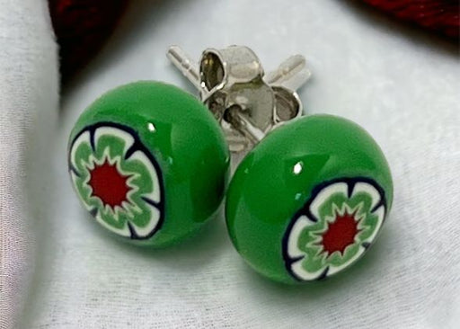 Murano glazen oorbellen Forli in groen, handgemaakt Venetiaans glas met elegante uitstraling