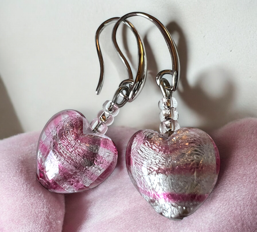 Murano glazen oorbellen Fiorenze in roze, handgemaakt Venetiaans glas met zachte romantische tint