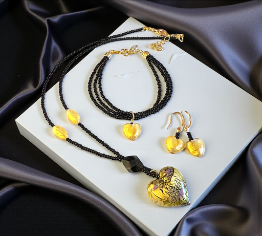 Sieradenset ‘Napoli’ – handgemaakt Murano glas met 24k goud | Bella Murano