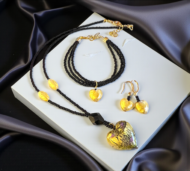 Sieradenset ‘Napoli’ – handgemaakt Murano glas met 24k goud | Bella Murano